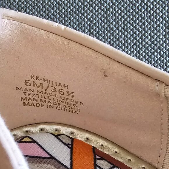 Hiliah Pink Medallion Ballet Flats. sz 6 - Picture 2 of 4